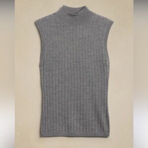 Banana Republic Franki Fine Merino Wool gray Mock Neck Sweater Top Vest Sz L
